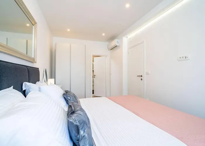 Corallium * بومينا